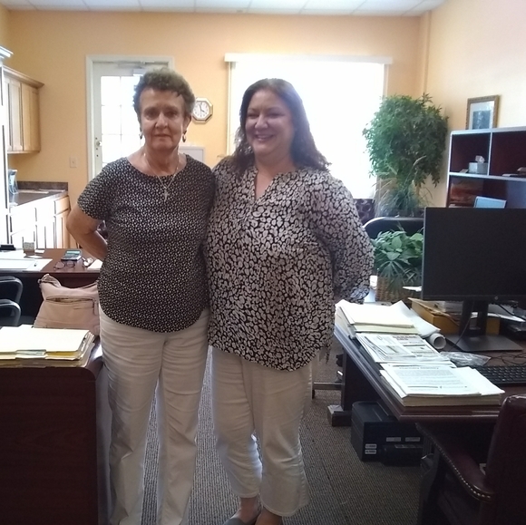 Welcome to Ann's Clothesline - Picture 3 of 6